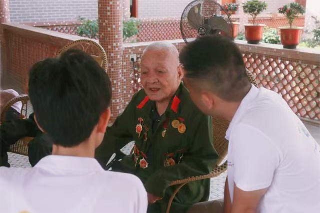 校园红色素材